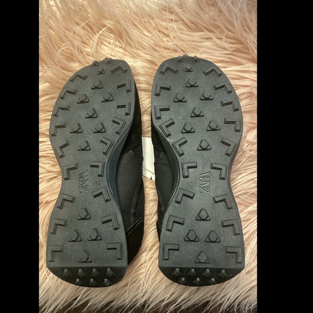 RETRO RUNNING SNEAKERS BLACK SIZE US 8